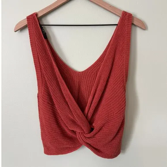 Lulu's Knit Cropped Twist Back Tank Top Size Medium Summer Crop Festival - Picture 2 of 6